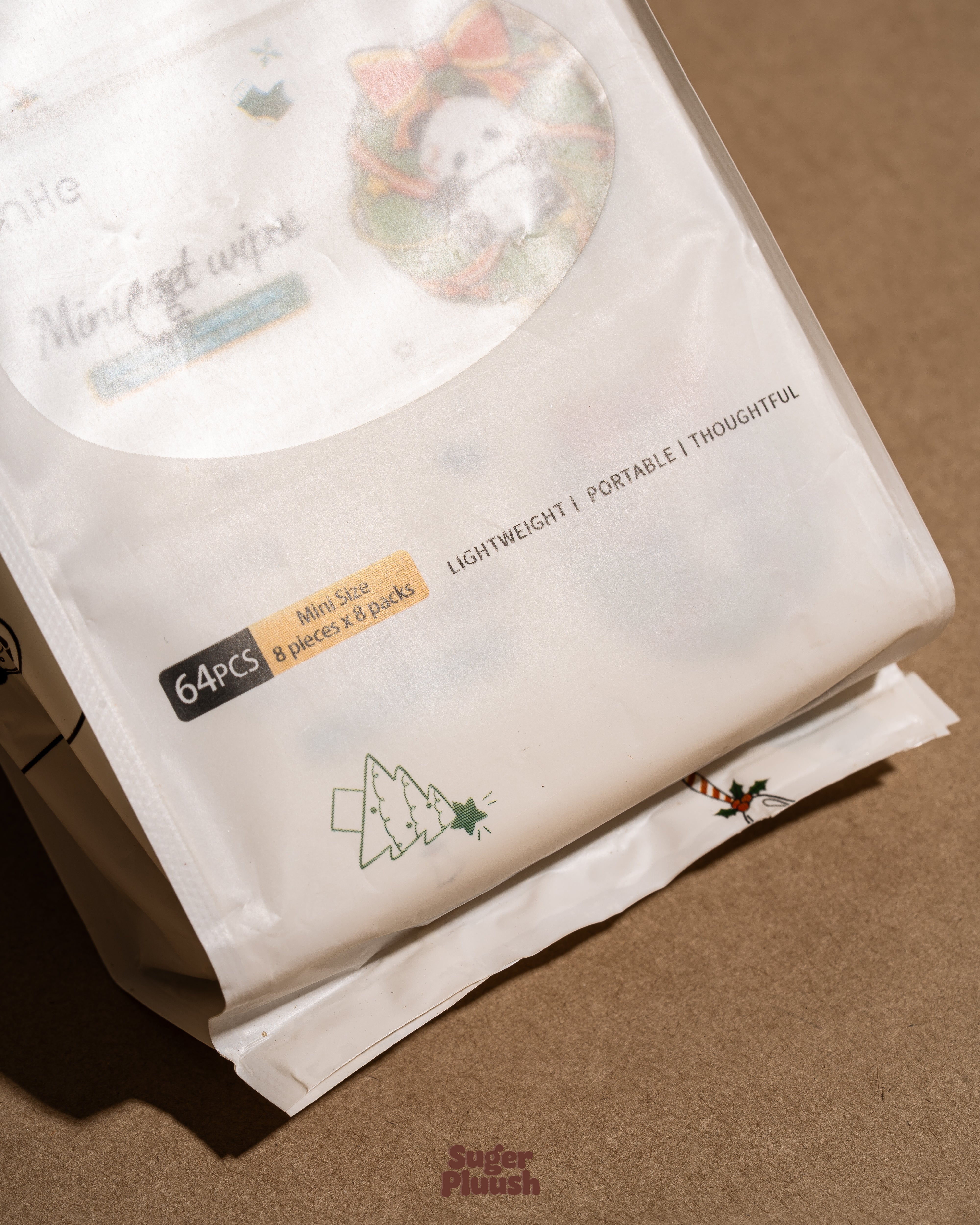 Pack Of 8 Compact Mini Wet Wipes Set